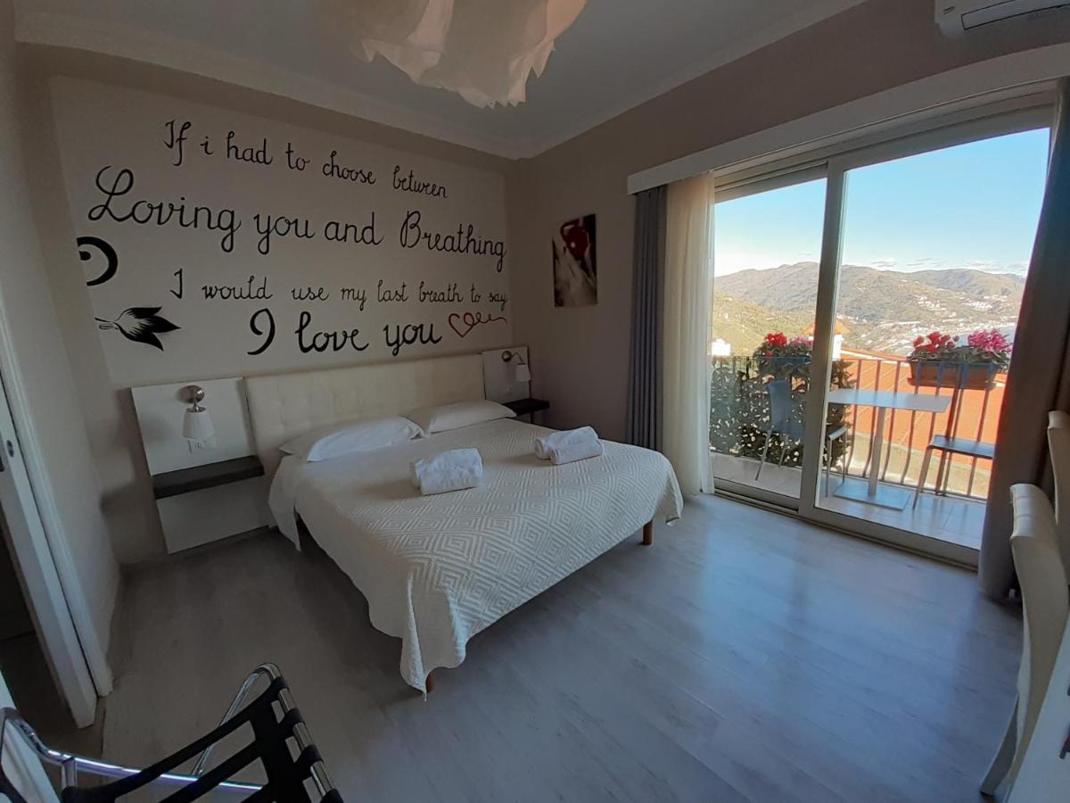 Athena Charming Rooms Таормина Экстерьер фото