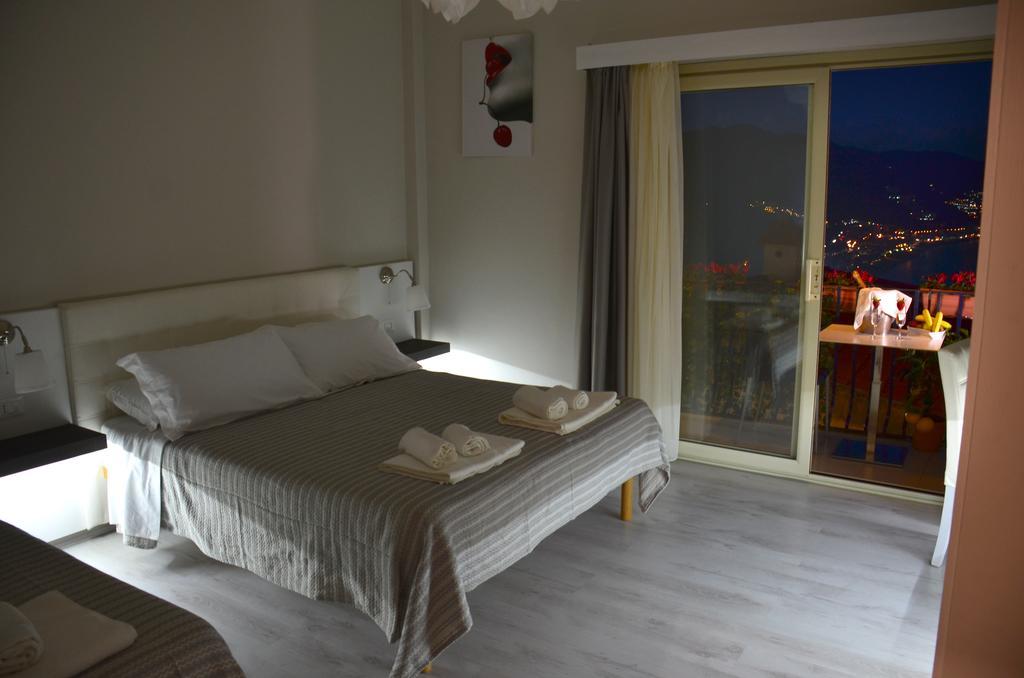 Athena Charming Rooms Таормина Экстерьер фото